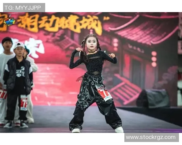 成都街舞队意识变革引发热议探索街舞文化新方向与发展潜力