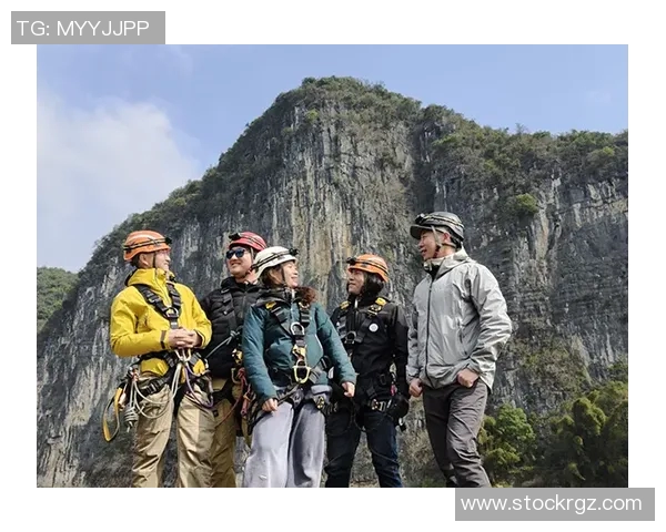 重庆极限运动队创新包夹战术探索与实践全景分析